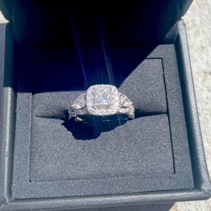 1.5 TKW Vera Wang 6.5 Diamond ring